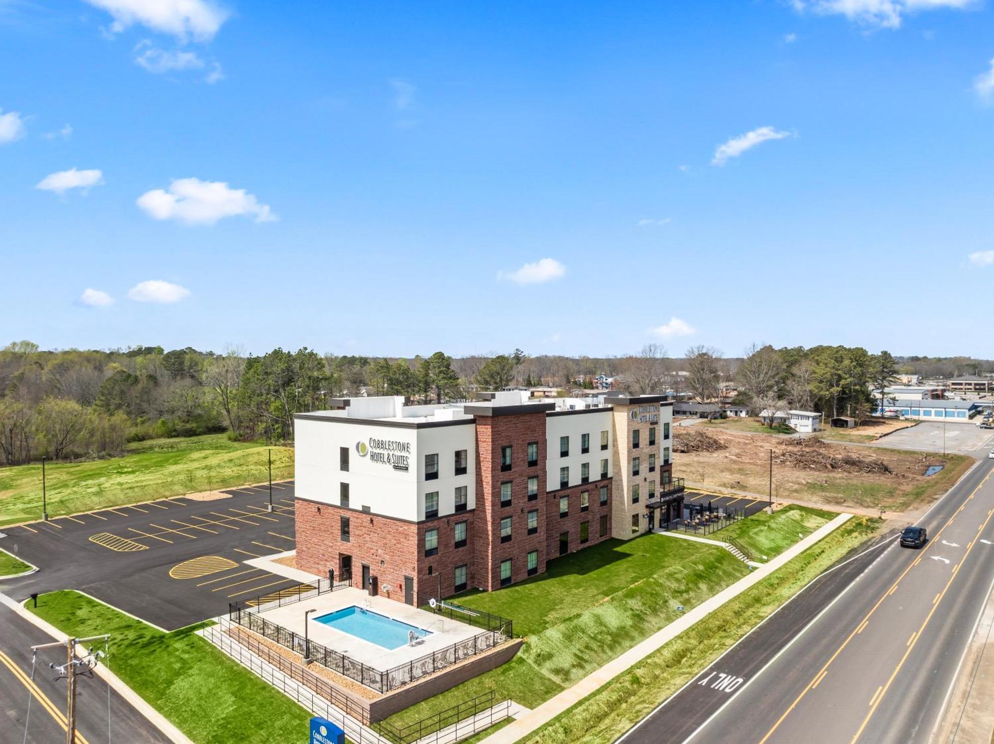 Cobblestone Hotel & Suites - Cullman Esterno foto
