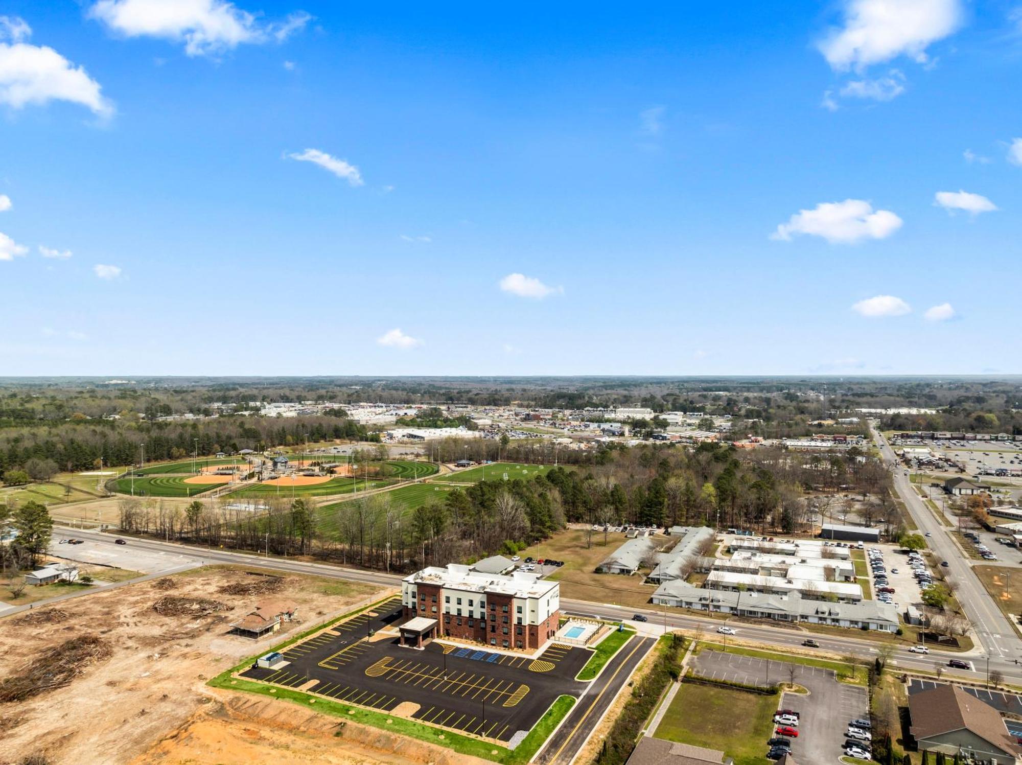Cobblestone Hotel & Suites - Cullman Esterno foto